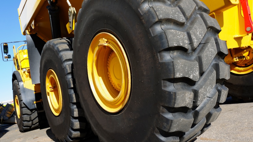 Caterpillar 797 Dump Truck Tyres