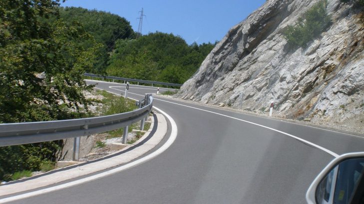 road turn