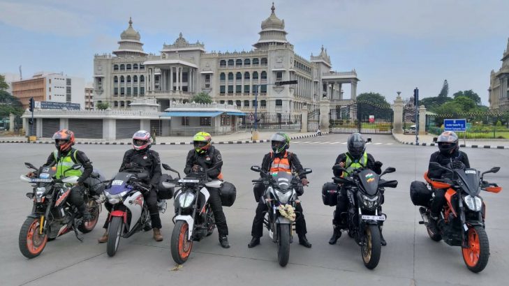 Tyremarket.com Flags Off ‘The Griffin Riders’ For Ladakh Expedition
